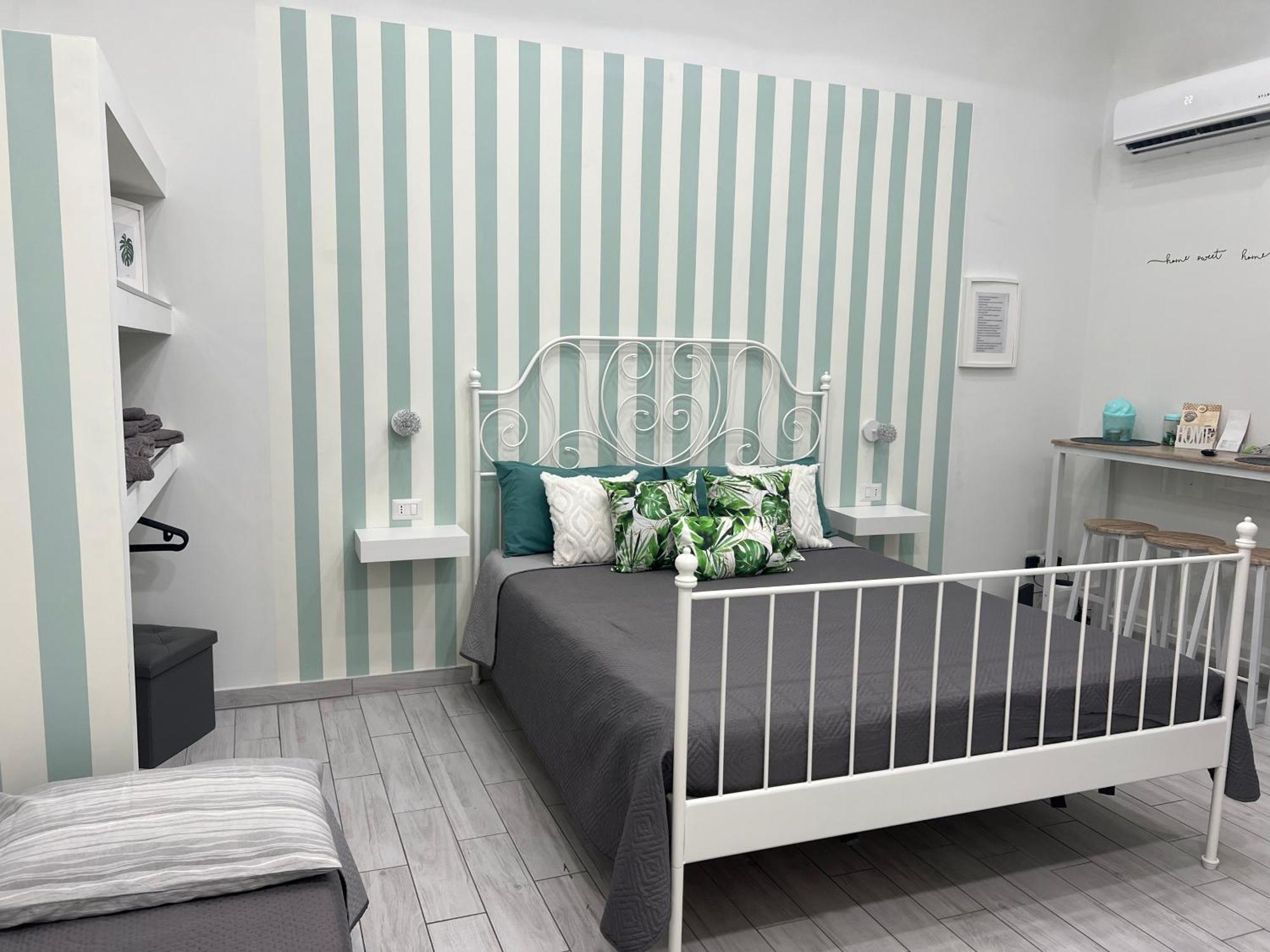 Beatrice Home Napoli Bagian luar foto